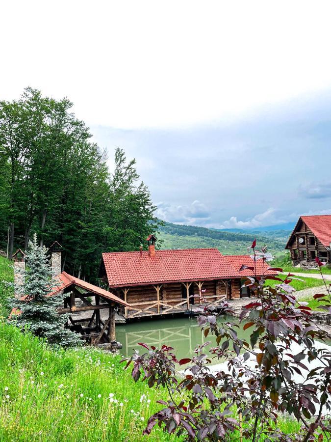 Комплекс Скала Vila Serednye Vodyane Exterior foto